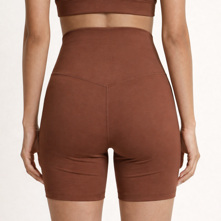 Short de dos avec une taille trop haute